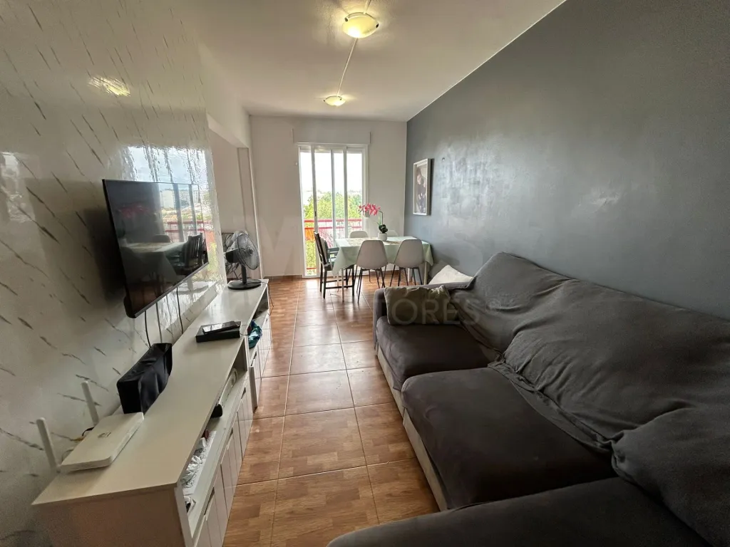 Apartamento T3 com elevador e arrecadação no Vale da Amoreira e Baixa da Banheira