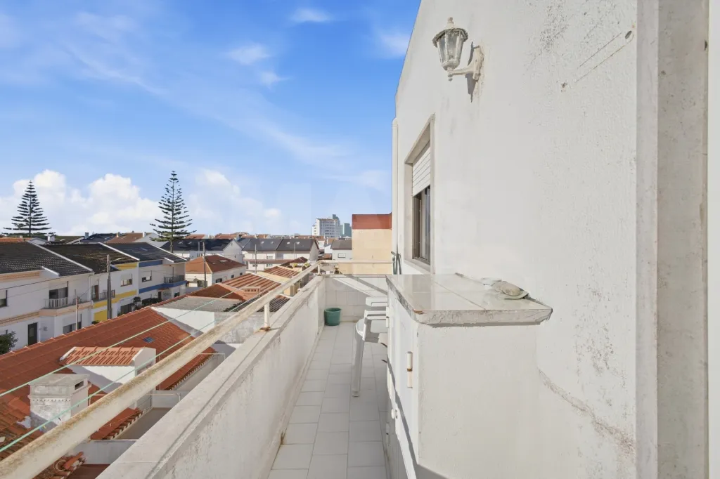 Apartamento T2+1 em Peniche