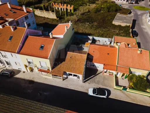 moradia T3 com quintal zona sossegada