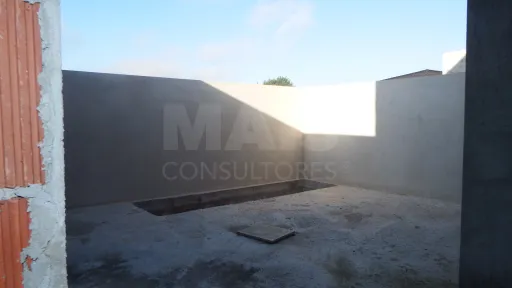 Moradia T3+1 junto praias | Garagem + logradouro privado | Terraço panorâmico sobre o mar