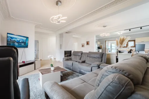 Moradia T3+2 com piscina e jardim a 8km de Caldas da Rainha