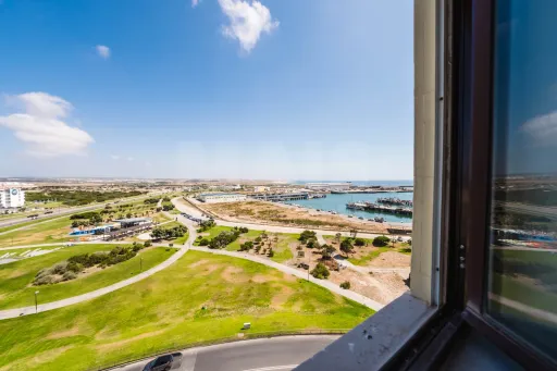 Vista Mar de Sonho | 160 m² 3-Bedroom Apartment with Garage in Peniche