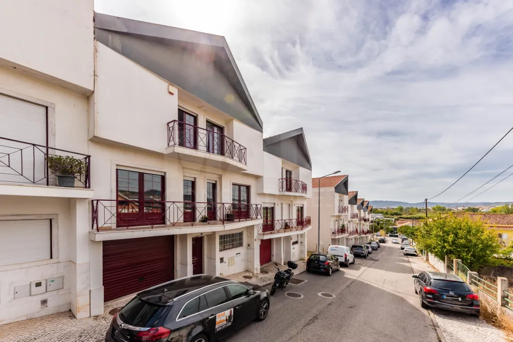 Magnifica moradia V4 na Granja em Vialonga