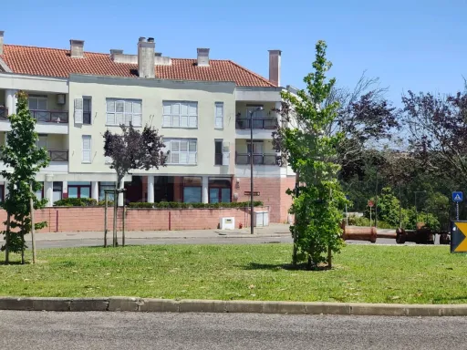 Loja comercial no Taguspark