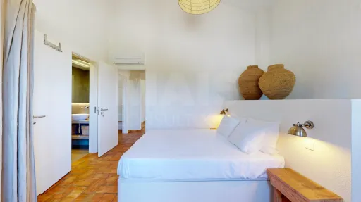 Moradia contemporânea T7 vista mar Rua Casal do Rei