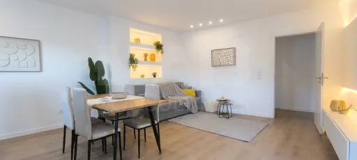 Moradia T3 em Santa Catarina | Mobilada e Decorada, com Terraço e Estacionamento