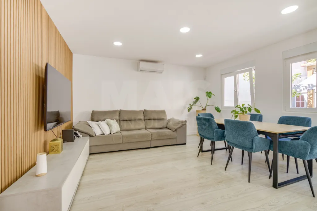 Moradia T2 Remodelada em Queluz