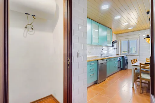 T2 refurbished in Amadora