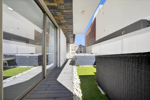Moradia T4 com Piscina e Rooftop a minutos da Praia | Salir do Porto