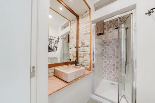 Investment property in downtown Peniche