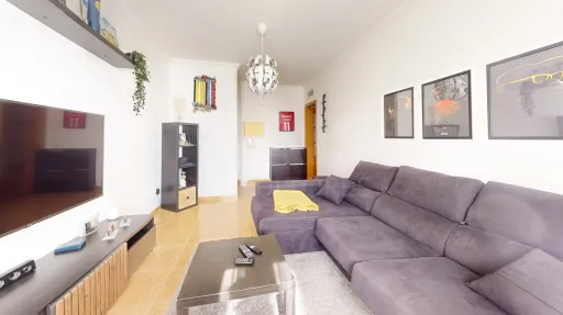 Apartamento T2 com parqueamento no Carregado