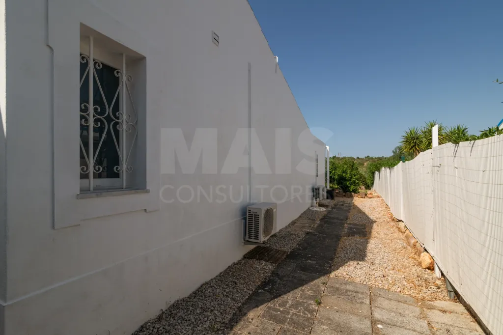 Moradia V3 em Albufeira com piscina
