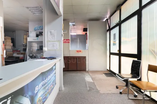 Loja em Benfica com 300 m2