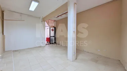 Prédio no Centro Histórico de Peniche com Elevado Potencial de Investimento e Rentabilidade