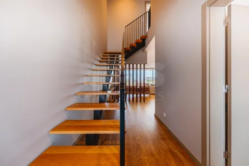 Moradia Geminada T3 Duplex – TownHouse