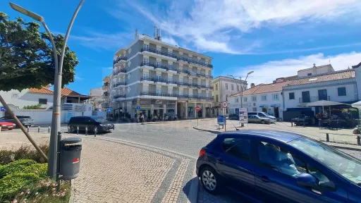 Prédio em Peniche | Investimento com rendimento e potencial de valorização
