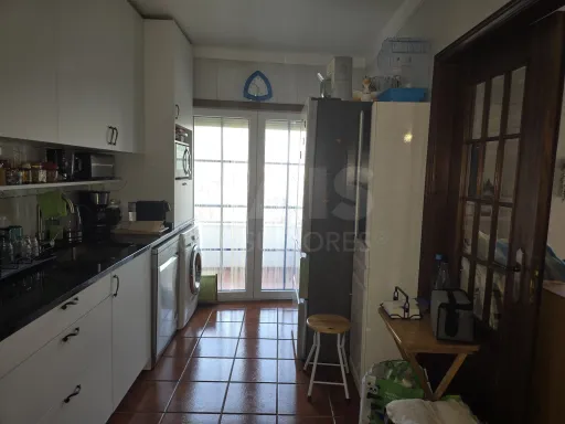 3-Bedroom Apartment on the 1st Floor | Space, Comfort, and an Excellent Location in Caldas da Rainha