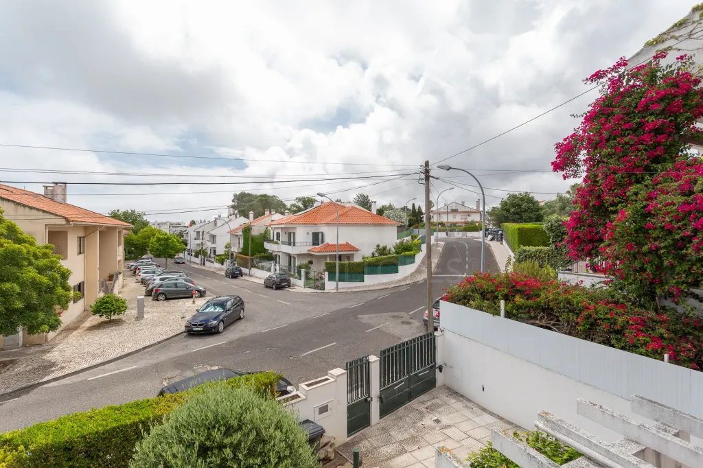 House 4 Bedrooms Carnaxide