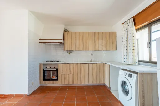 Apartamento T3 em Condomínio Fechado a 5min da Praia