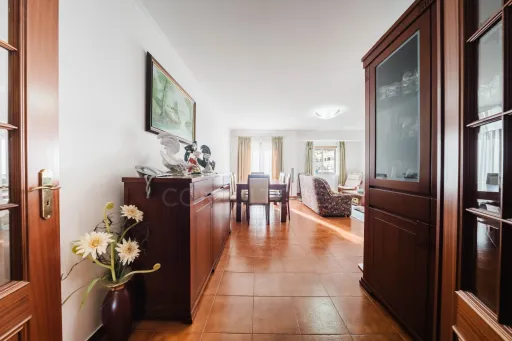 Apartamento T4 no centro das Caldas da Rainha