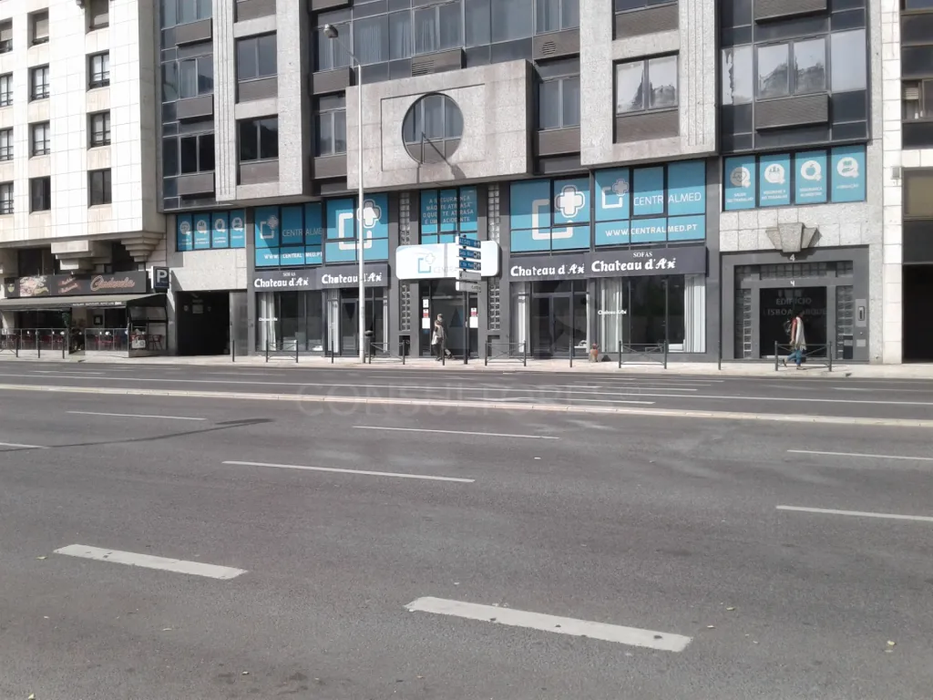 Lugar de Garagem - Entrecampos