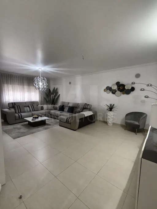 Apartamento T3 inserido em condomínio fechado no Porto Alto / Samora Correia