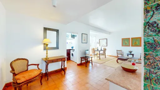 T2 in premium location|Estoril