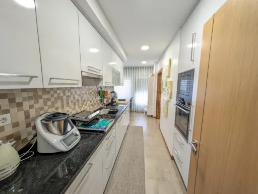 Arruda, T3 com varandas, garagem e arrecadação Quinta da Ponte e Costa