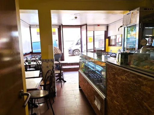 Loja de Comércio - Venda Nova, Amadora