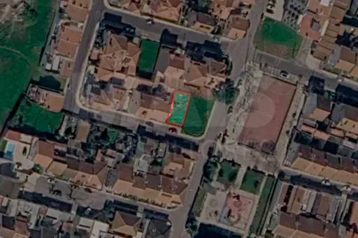 Terreno urbano para construção de moradia em Samora Correia