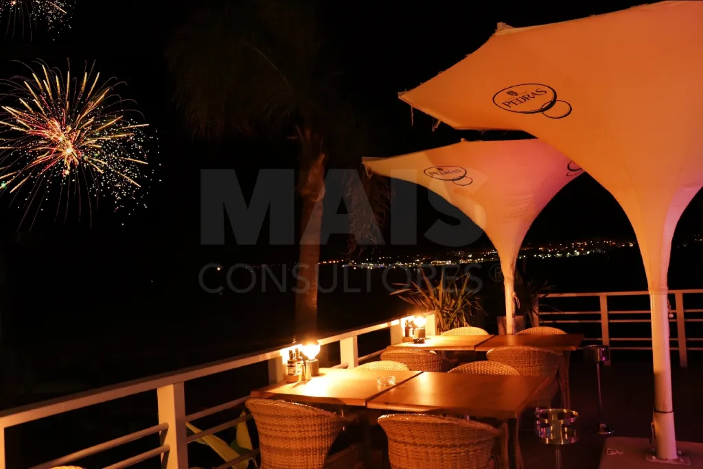 Restaurante de praia e concessão completa - Meia Praia - Lagos