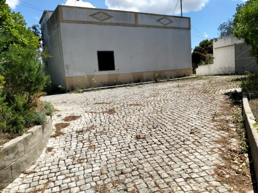 Casa Algarvia para remodelar