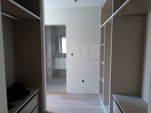 Apartamento T3 com varanda - Rinchoa - Rio de Mouro
