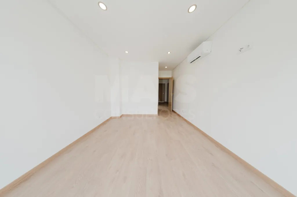 Moradia T3 Nova C/ Vista Mar, Piscina e Garagem, Areia Branca, Lourinhã