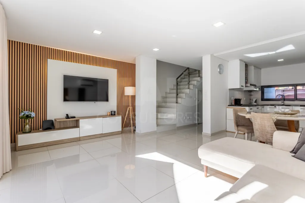 Bonita moradia T2+1 nos Foros de Amora - Seixal