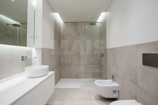 New 1-bedroom apartment with outdoor areas in São Domingos de Benfica