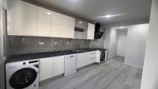 Apartamento T2 Remodelado |Setúbal| São Sebastião