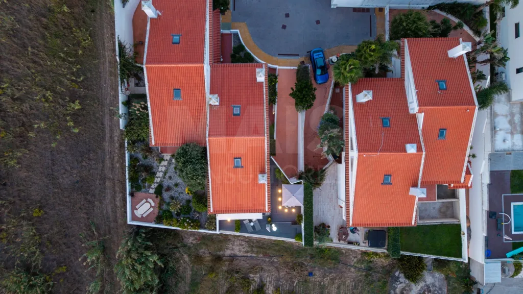 T3 em Ferrel | Vista aberta, exposição nascente/sul/poente, terraço e garagem