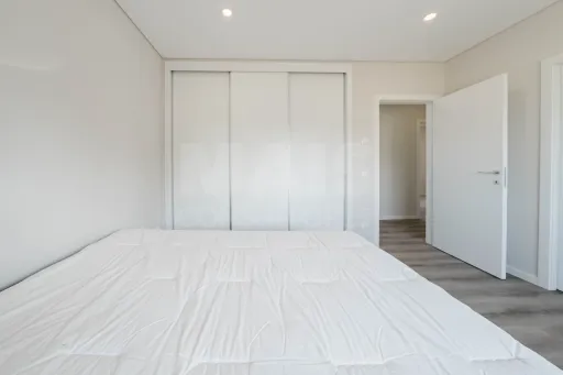 Moradia T3 Moderna, Térrea com Espaço Exterior | Olho Marinho, Óbidos