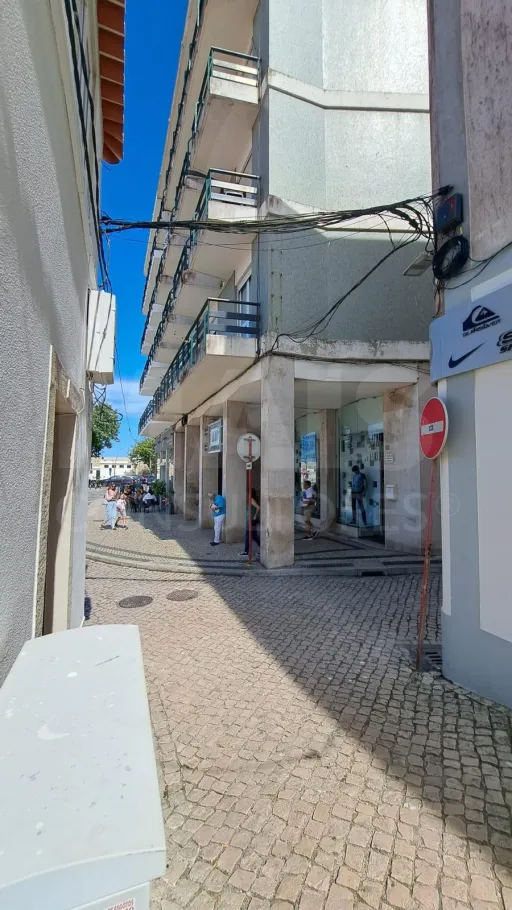 Prédio em Peniche | Investimento com rendimento e potencial de valorização