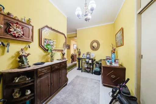 Spacious 3-Bedroom Apartment in Downtown Lourinhã with a Balcony and Terraces