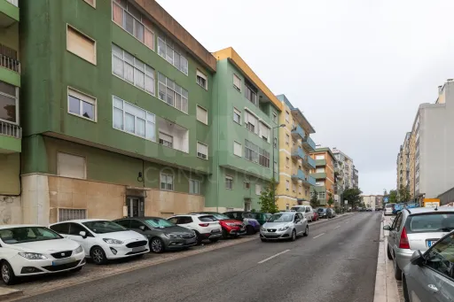 Apartamento T0 com Potencial Único em Zona Privilegiada