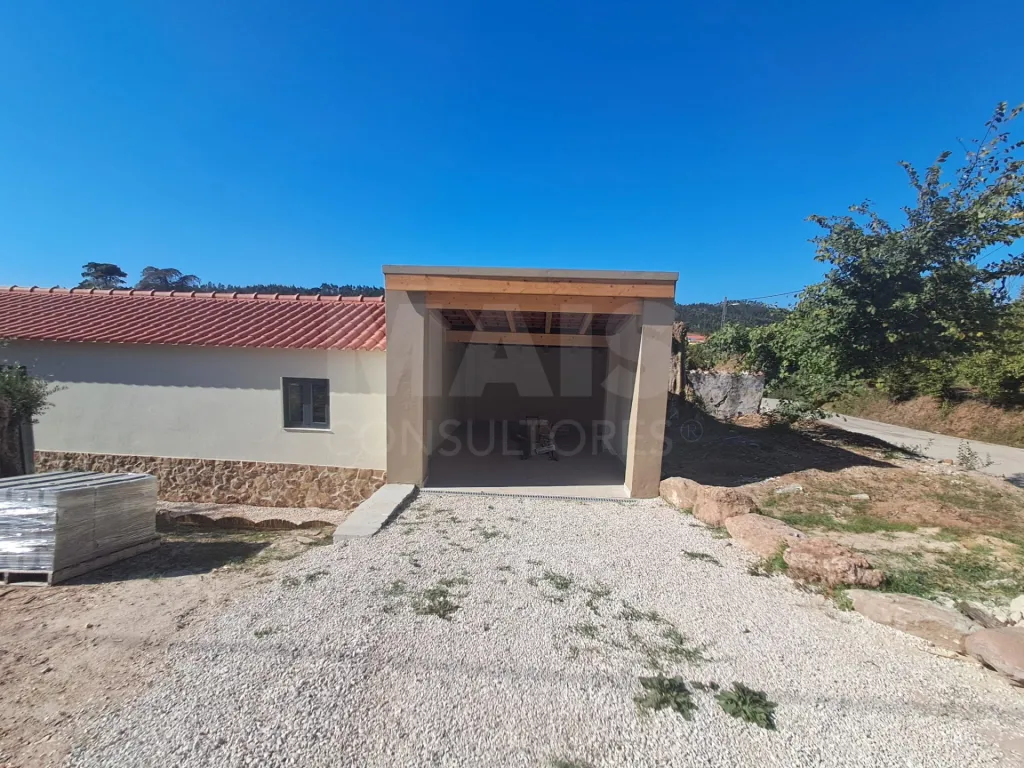 Moradia T1+1 Remodeladas a 10 minutos da cidade