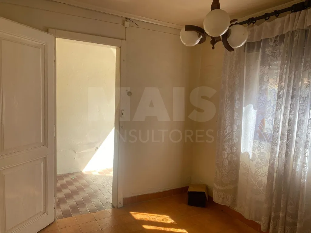 Moradia T2 em Cortiçois