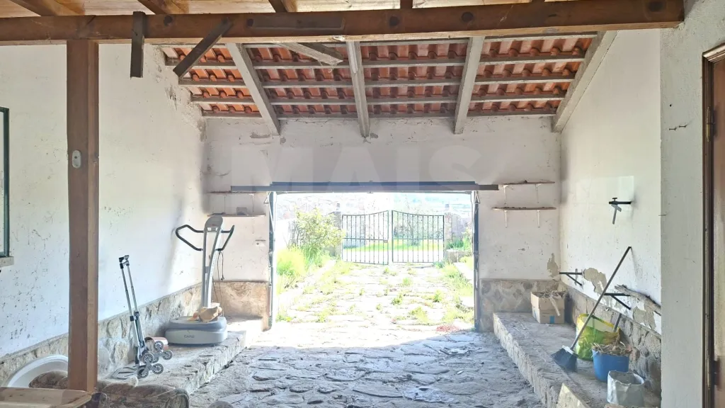 Moradia térrea T3 com Garagem e Logradouro em Malpartida - Almeida