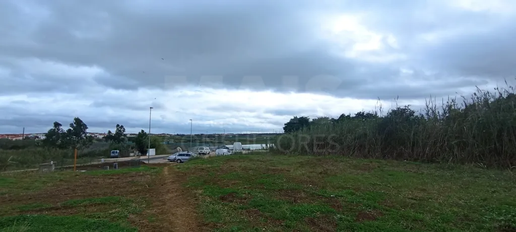 Terreno para Construção com Vista para a Barragem
