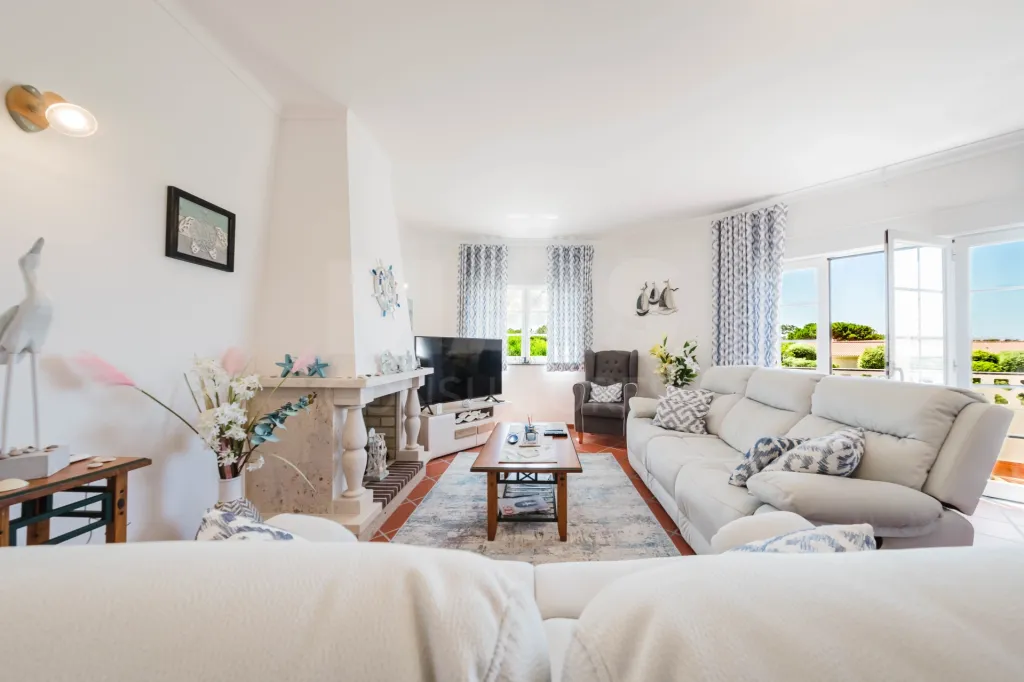 Apartamento T3 com vista mar, piscina e garagem — Praia D'El Rey Golf & Beach Resort