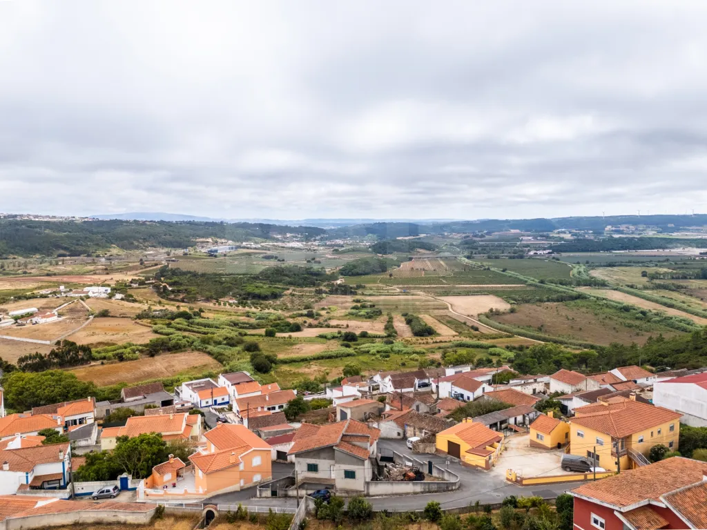 Moinho histórico de 1876 com vistas panorâmicas de 360° sobre o Atlântico, a Lagoa de Óbidos e a paisagem verde do Oeste