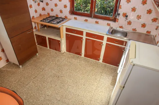 Quintinha com Moradia T2+1, em Sobral de Monte Agraço