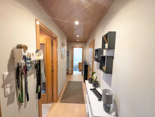 T1 com Box e Arrecadação na Prestigiada Quinta da Perdigueira – Sobralinho